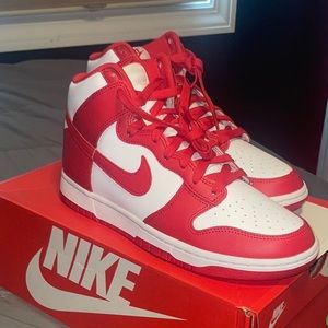 Nike championship red dunks